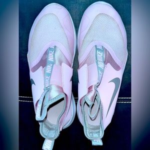 Nike Flexrunners running shoes pink and grey